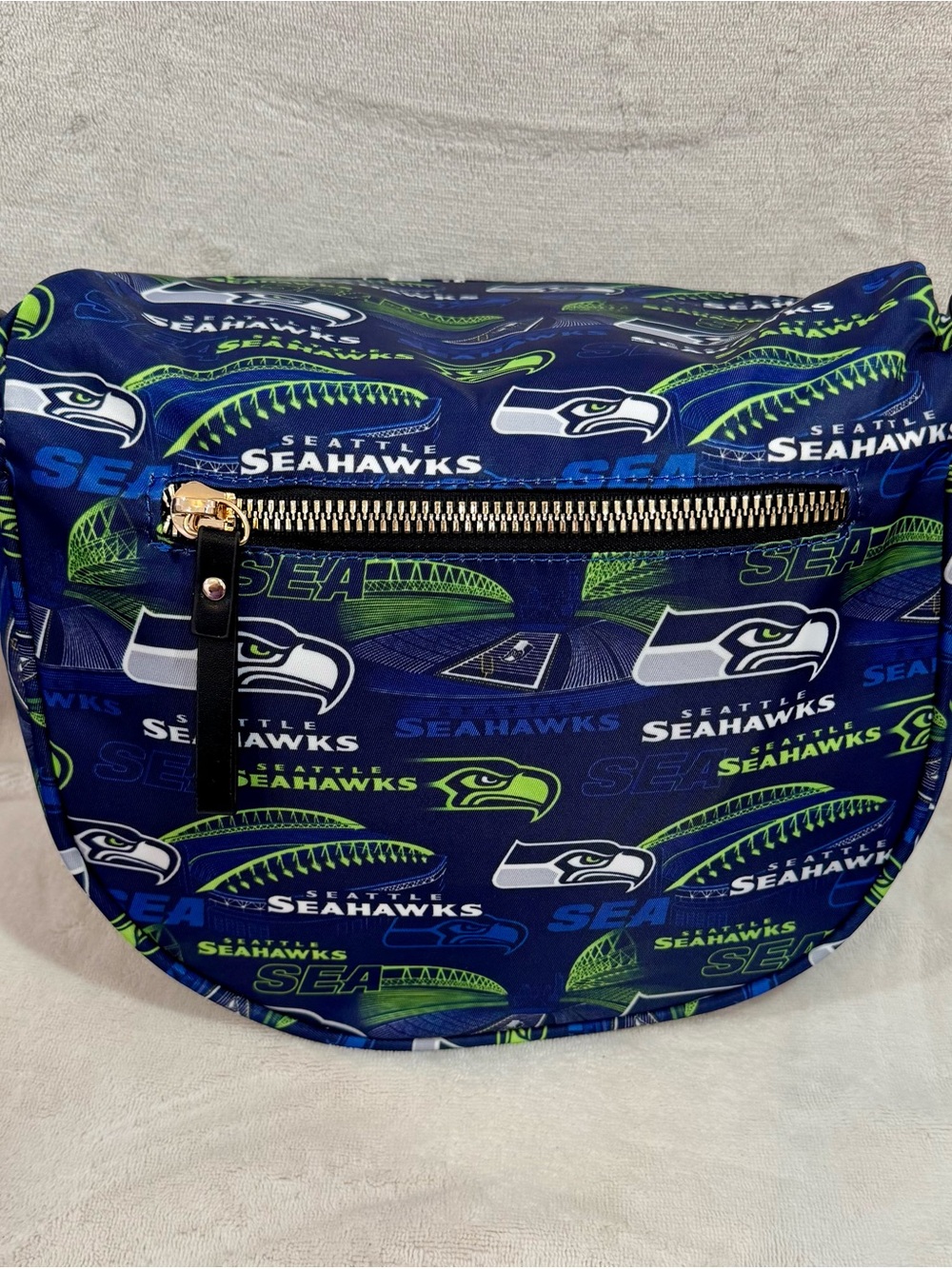 New Seattle Seahawks Navy & Neon Green Crossbody Bum Bag w/ long strap size incl - Picture 2 of 7